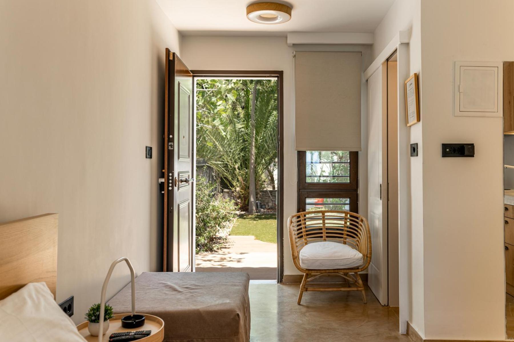 Alkis Guest House By Aegiankazarte Kapotidhes Экстерьер фото